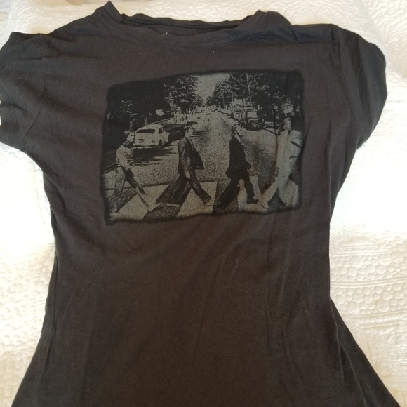 5 T-Shirt bundle - Picture 2 of 12